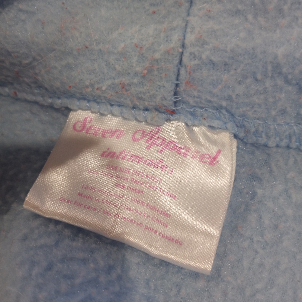 Ladies Bath Robe - Picture 11 of 12